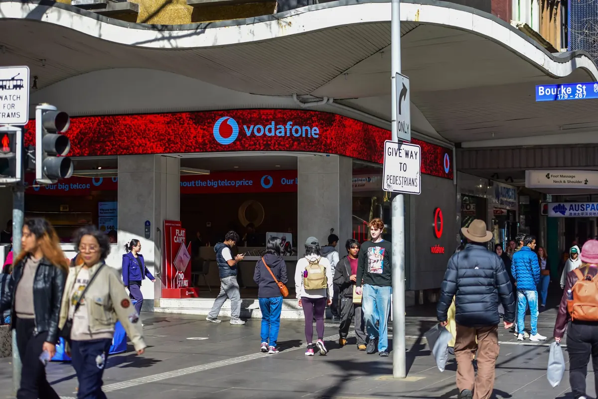 Vodafone stake sale boosts Etisalat profit